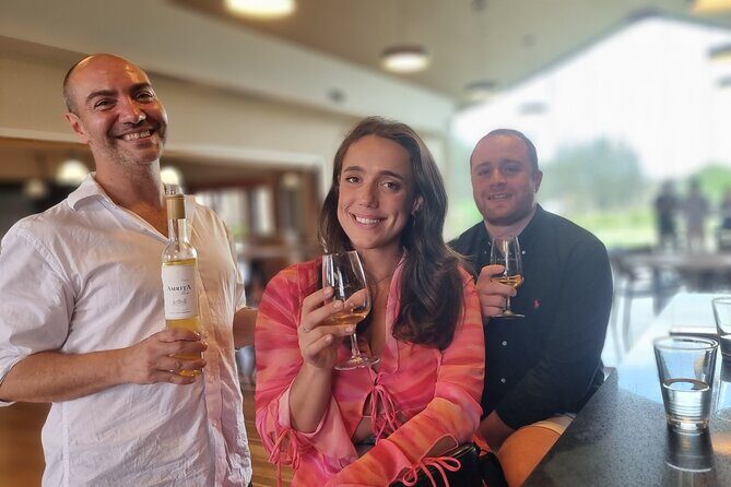 Hunter Valley Mid-Day with Light Lunch Wine Tour - What Travelors Say