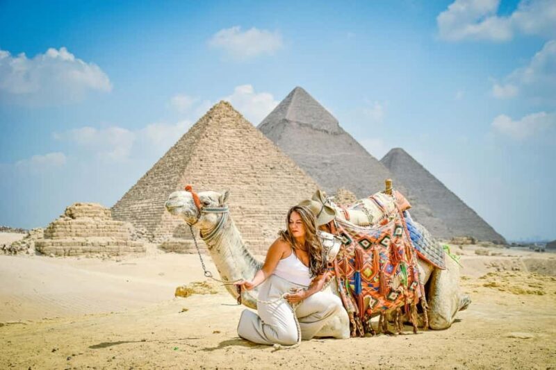 Hurghada: Cairo Pyramids, Sphinx & Egyptian Museum Day Trip - Insightful Guidance and Authentic Stories