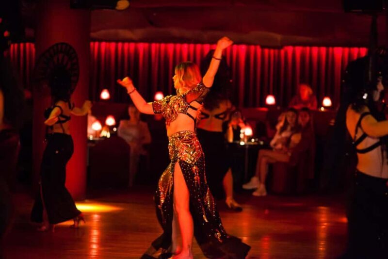 Hurghada: Naz Cabaret ticket with beverages - A Night at Naz Cabaret: What to Expect