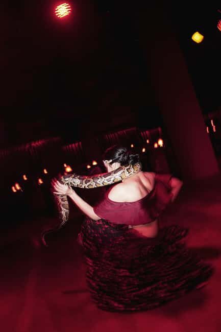 Hurghada: Naz Cabaret ticket with beverages - Authentic Reviews & Traveler Feedback