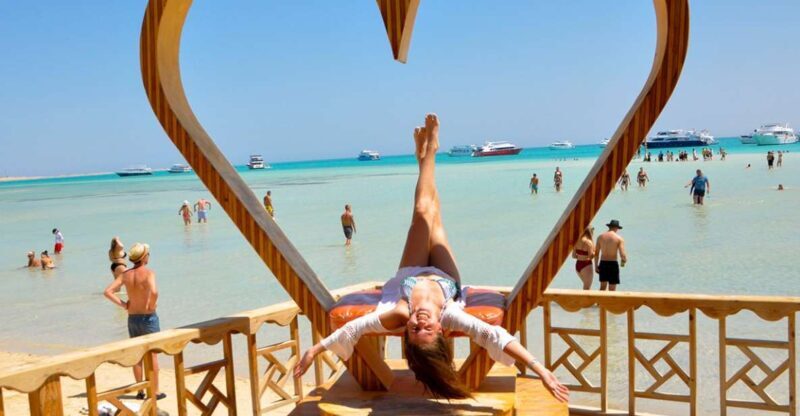 Hurghada: Premium Orange Island Snorkeling Cruise with Lunch - What to Expect on the Orange Island Snorkeling Cruise