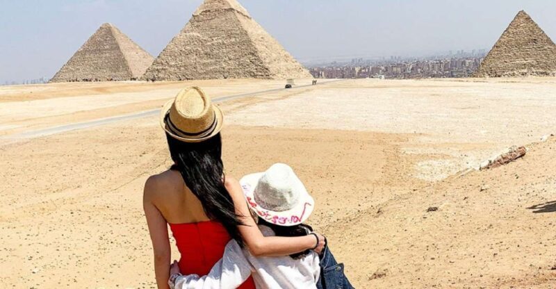 Hurghada: Private Cairo Day Tour with Felucca,lunch& tickets - A Full-Day Adventure from Hurghada to Cairo