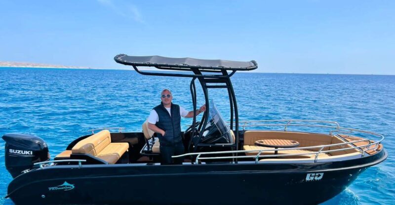 Hurghada: Private Speedboat Adventure with Snacks & Pick-up - Key Points
