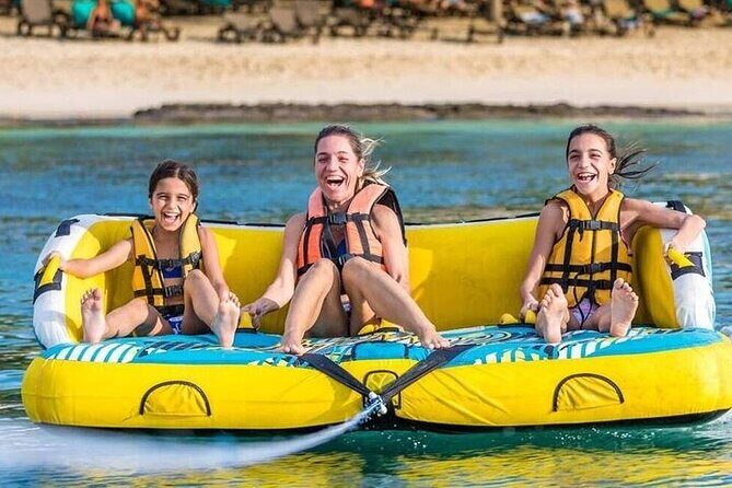 Hurghada Summer mix: Parasailing, and Banana Boat Fun - Key Points