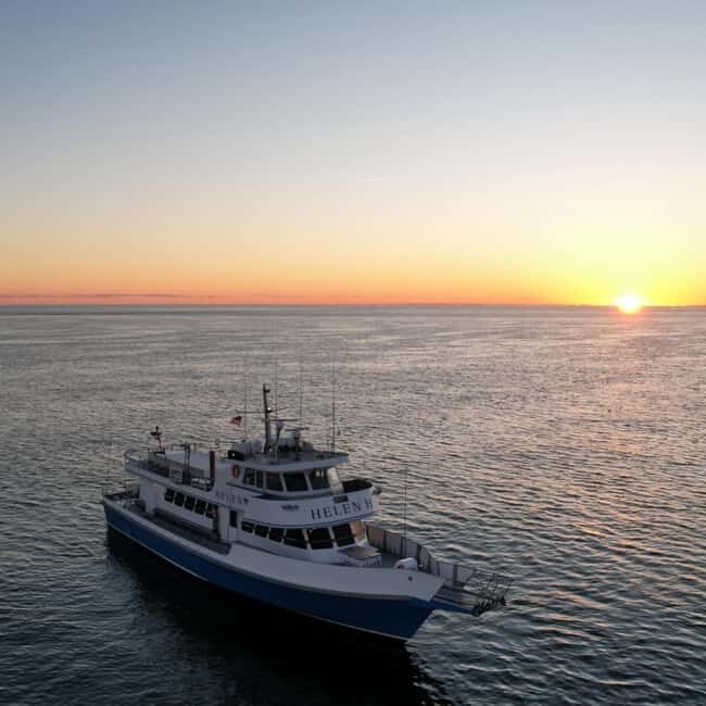 Hyannis: Margarita Sunset Cruise in Hyannis Harbor - An In-Depth Look at the Hyannis Margaritaville Sunset Cruise