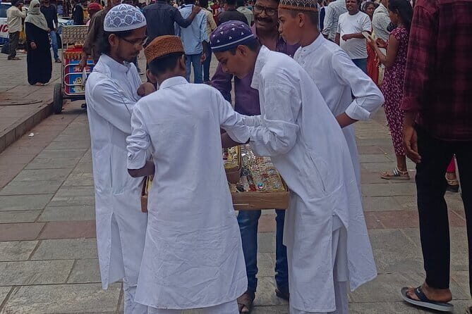 Hyderabad Highlights Guided City Tour and Chai Experience - Practical Details and What to Expect