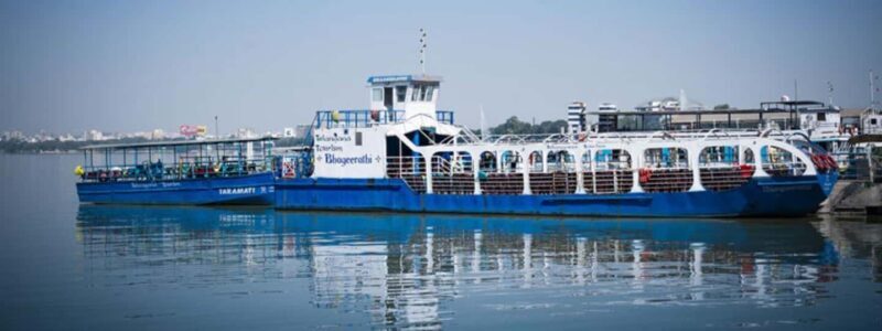 Hyderabad: Hussain Sagar Evening Ferry Luxury Tour - Key Points
