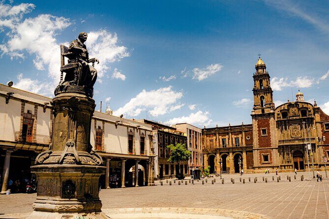 Iconic Highlights and historical Tour in Santo Domingo - An Honest Look at the Santo Domingo Colonial Heritage Tour