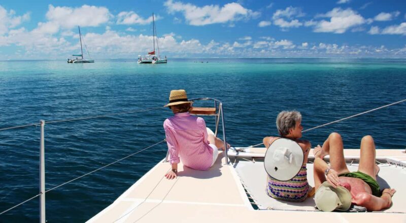 Ile aux Cerfs: The very best day by catamaran. - The Sailing and Snorkeling Experience