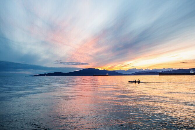 Illuminated Night Kayaking at the Elysian Resort - FAQ