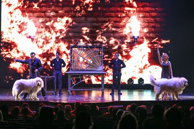 Illusionist Rick Thomas - Mansion of Dreams - The Itinerary: What to Expect