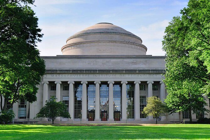 Illustrious Schools: Group Tour of MIT And Harvard - Key Points