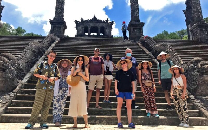 Imperial City, Hue: Day Tour from Hoi An and Da Nang - Exploring Further: Mausoleum and Pagoda