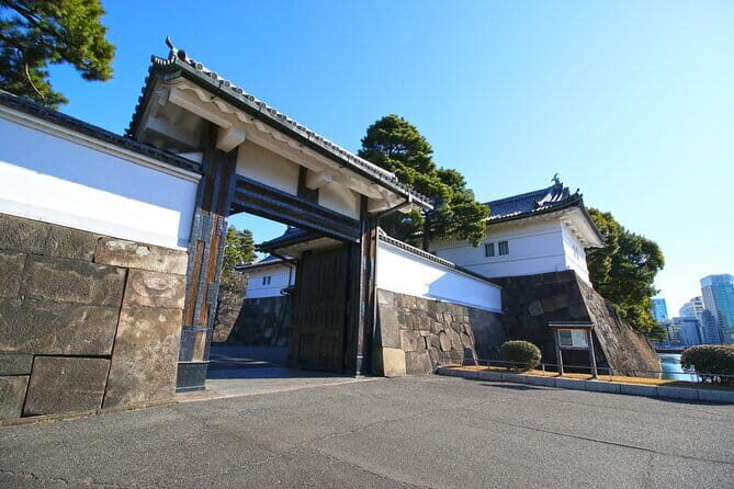 Imperial Palace and Heritage of Edo Castle Private Tour - Practical Tips for Participants