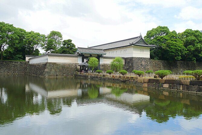 Imperial Palace East Garden and Heritage of Edo Castle Tour - What to Expect and What to Keep in Mind