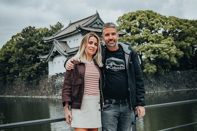 Imperial Palace Tour: Discover Samurai History with a Local Guide - Key Points
