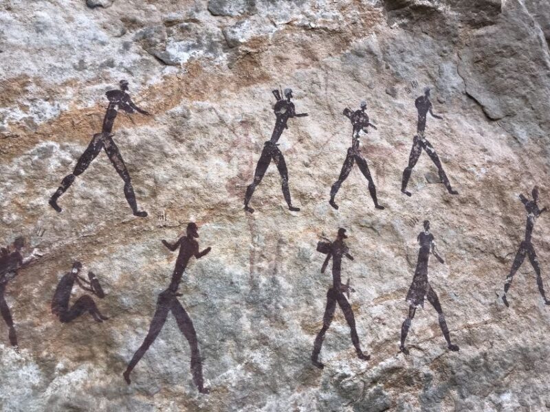 In the Footsteps of the Bushmen guided day hike to rock art - In the Footsteps of the Bushmen guided day hike to rock art — a detailed review