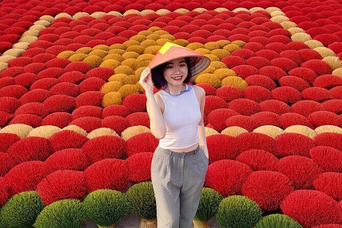 Incense Village, Conical Hat, Lacquer Art, SMALL GROUP From Hanoi - FAQs
