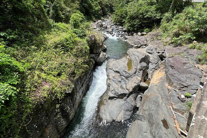 Incredible Hike & Cliff Jumping in the Heart of Puerto Rico - Group Size and Booking