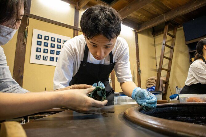 Indigo Dyeing Experience : Handkerchief / Tokushima, Shikoku - An In-Depth Look at the Indigo Dyeing Experience
