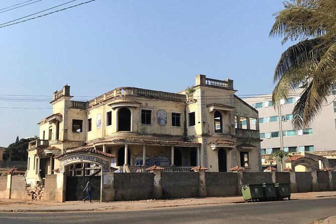 Indispensable Maputo Art and Architecture Walking Tour - Practical Details and what to Expect
