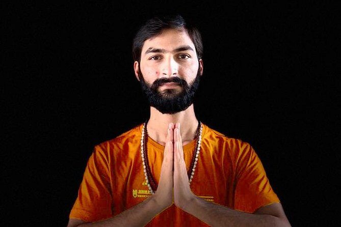 INDIVIDUAL YOGA CLASS - BEGINNER / ADVANCED Sunrise Yoga with Ayush in Varanasi - Key Points