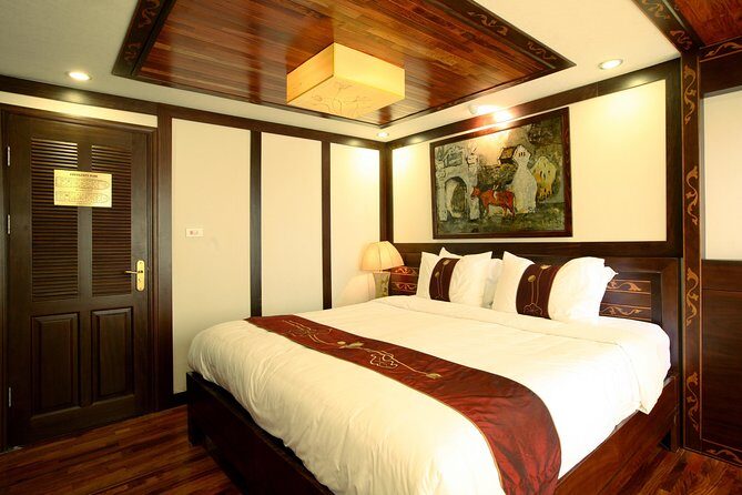 Indochina Sails Halong Bay - An In-depth Look at the Experience