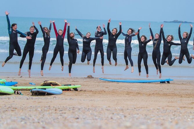 Initiation Group Surf - What Makes This Surf Lesson Stand Out?