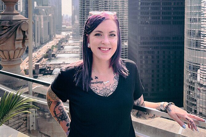Insta Walk and Polaroid Photoshoot in Chicago - Key Points