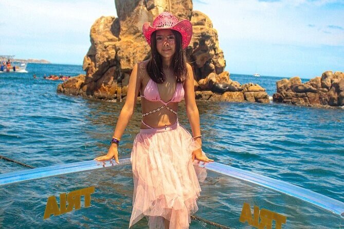 Instagrammable Glass-bottom boat trip in Los Cabos Bay - FAQs