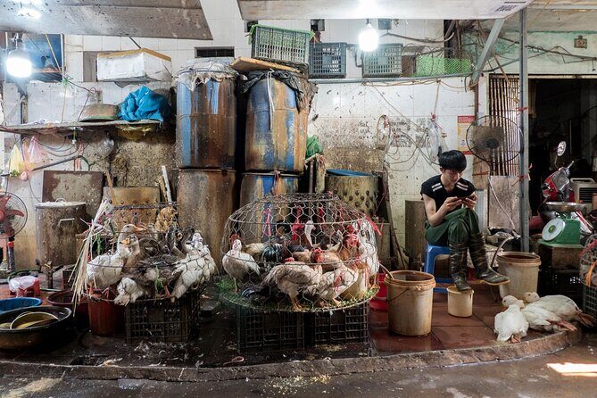 Into the Thieves Market Hanoi Photo Tour - FAQs