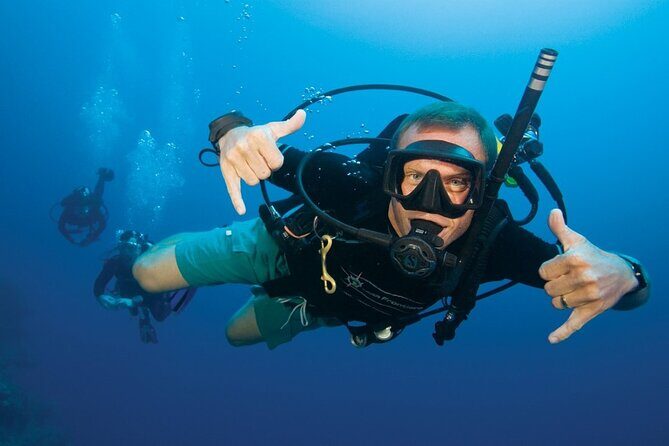 Intro and Professional Scuba Diving Cruise with Lunch in Hurghada - Frequently Asked Questions