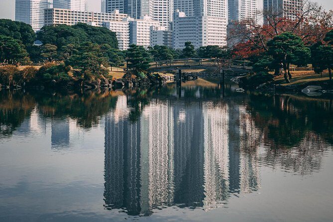 Introductory Tokyo Tour for the first timers: learn basic Travel tips and tricks - Meeting and Pickup: Central Tokyo Convenience