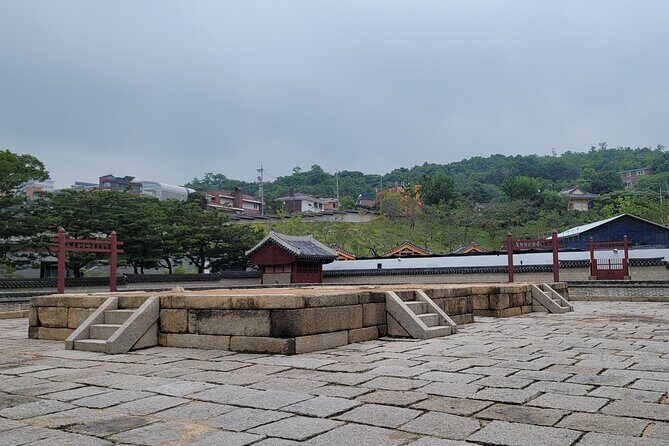 Inwangsan hike & historical sites - Who Will Love This Tour?