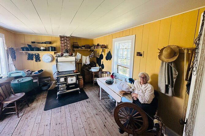 IONA The Highland Village Museum - What the Tour Offers: An In-depth Look
