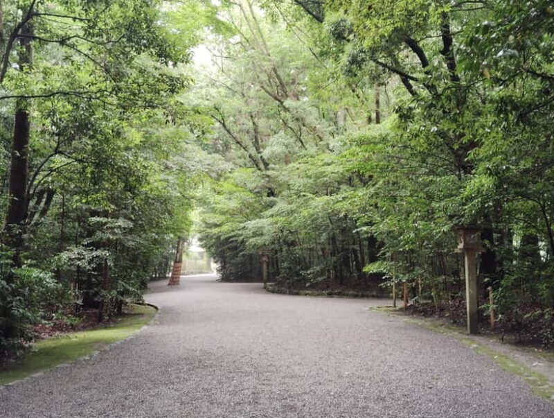 Ise: Full-Day Guided Tour of Shrines and Oharaimachi - Who Should Consider This Tour?