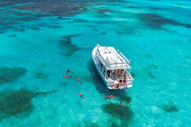 Isla Contoy and Isla Mujeres with All Inclusive Snorkeling - Key Points