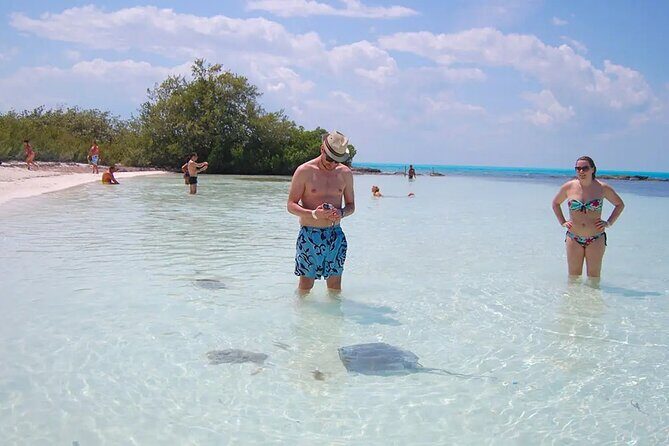 Isla Contoy and Isla Mujeres with All Inclusive Snorkeling - Detailed Breakdown of the Itinerary