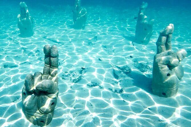 Isla Mujeres Catamaran Tour - Transportation and Group Size