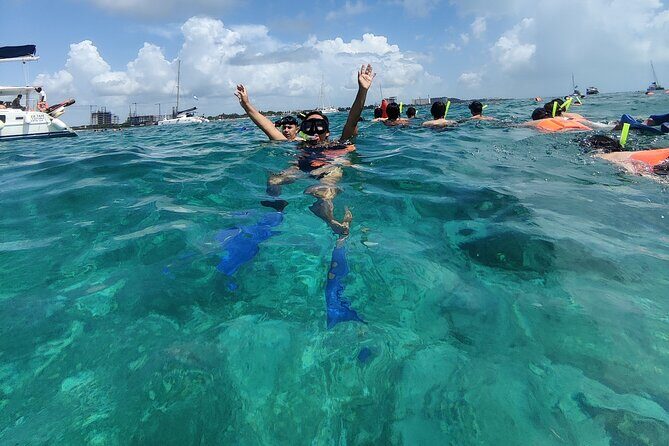 Isla Mujeres Catamaran Tour from Cancun with Snorkel and Open Bar - FAQ