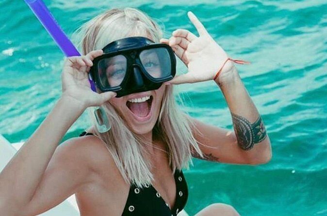 Isla Mujeres Catamaran Tour with Snorkeling and Lunch - The Sum Up