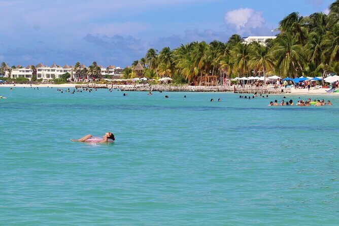 Isla Mujeres Catamaran Tour with Snorkeling at MUSA, Buffet Lunch & Open Bar - FAQ