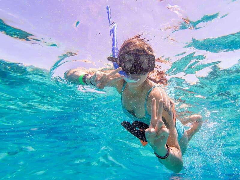 Isla Mujeres: Catamaran with Open Bar, Snorkeling and Lunch - Practical Tips for Travelers
