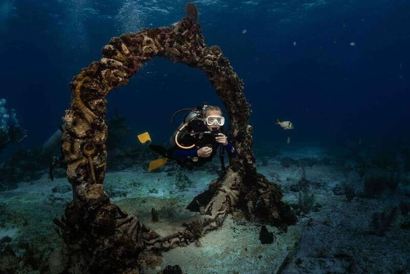 Isla Mujeres: MUSA and the Manchones Reef: 2 Tank Dive Tour - Exploring the Manchones Reef