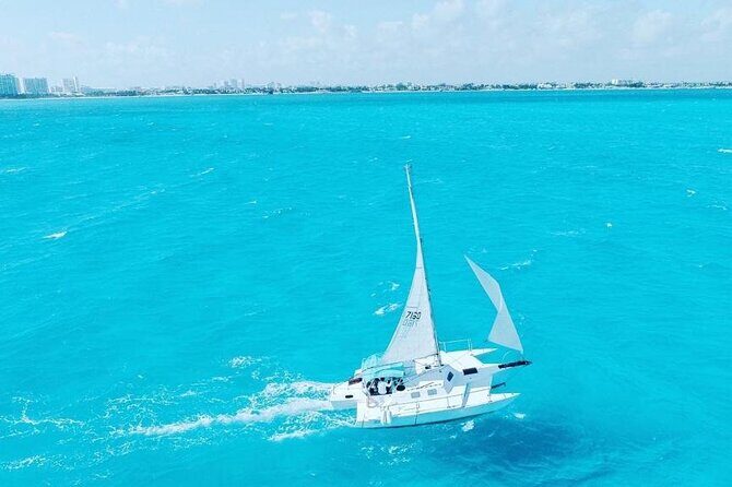 Isla Mujeres Premium Tour in Private Catamaran with Lunch - The Itinerary: What You Can Expect