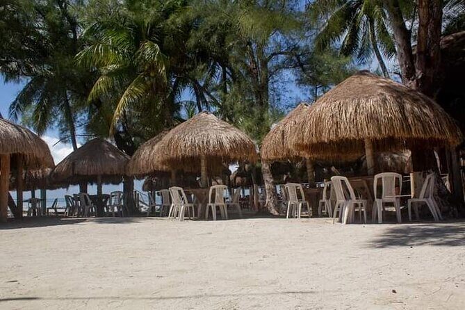 Isla Mujeres Premium Tour in Private Catamaran with Lunch - FAQs