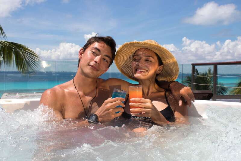 Isla Mujeres: Royal Garrafon VIP and Punta Sur admission - Punta Sur: a highlight for panoramic views and photography