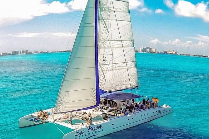 Isla Mujeres Snorkeling and beach club from Cancun - FAQ