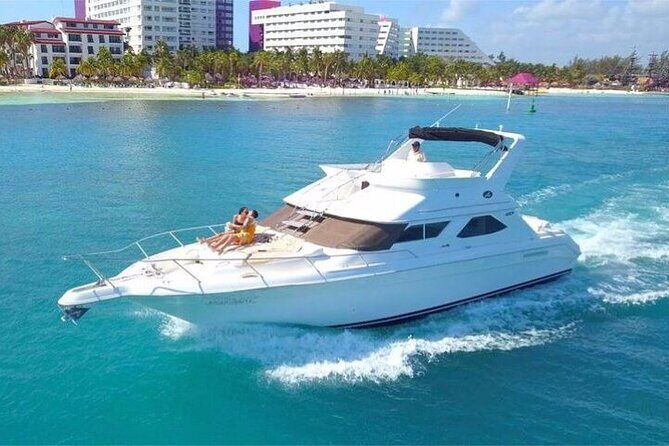 Isla Mujeres snorkeling tour on Exclusive 46ft Yacht in Cancun - Key Points