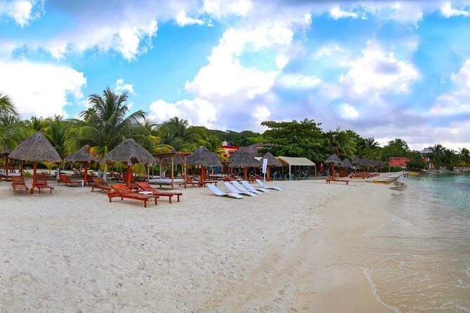 Isla Mujeres tour, Discover the amazing Caribbean Sea by Catamaran - The Realities of the Tour